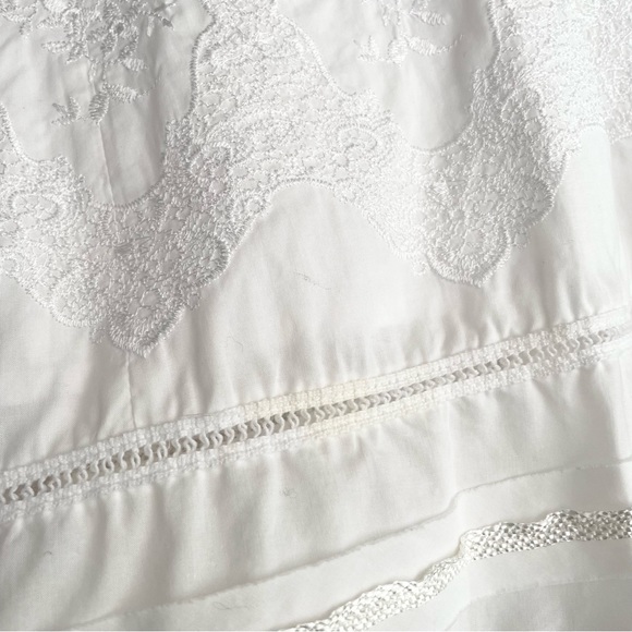 SOLD Express Eyelet Embroidered Midi Dress White Cotton Women’s 5/6 - Picture 10 of 10